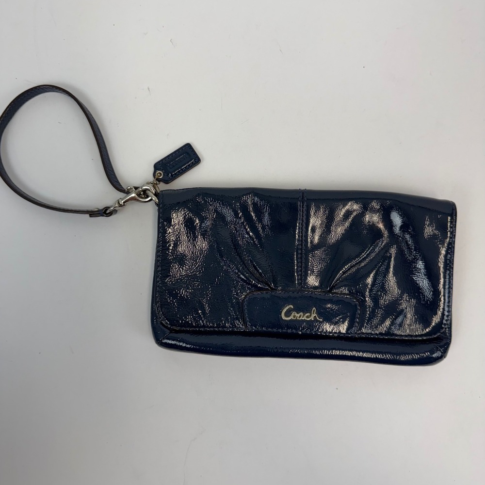 Coach Navy Blue Patent Leather Pleated Wristlet Wallet Clutch Silver Hardware